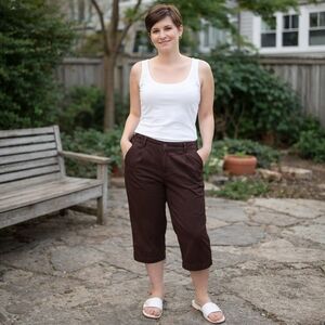 Dockers Dark Brown Cropped Pants with Pockets New with Tags